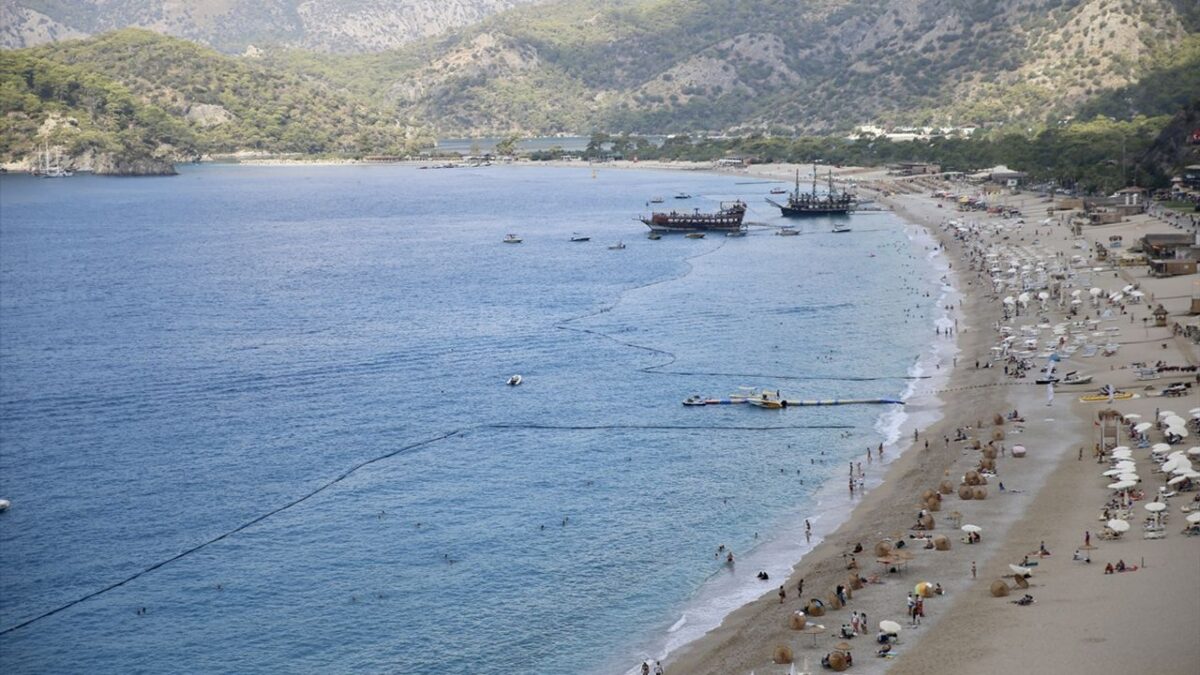 Fethiye ve Marmaris sahillerinde yoğunluk! Fethiye ve Marmaris sahillerinde yoğunluk!