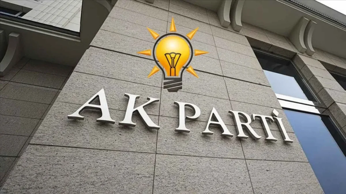 AK Parti İzmir’de 5 ilçe başkanı görevden alındı! AK Parti İzmir’de 5 ilçe başkanı görevden alındı!