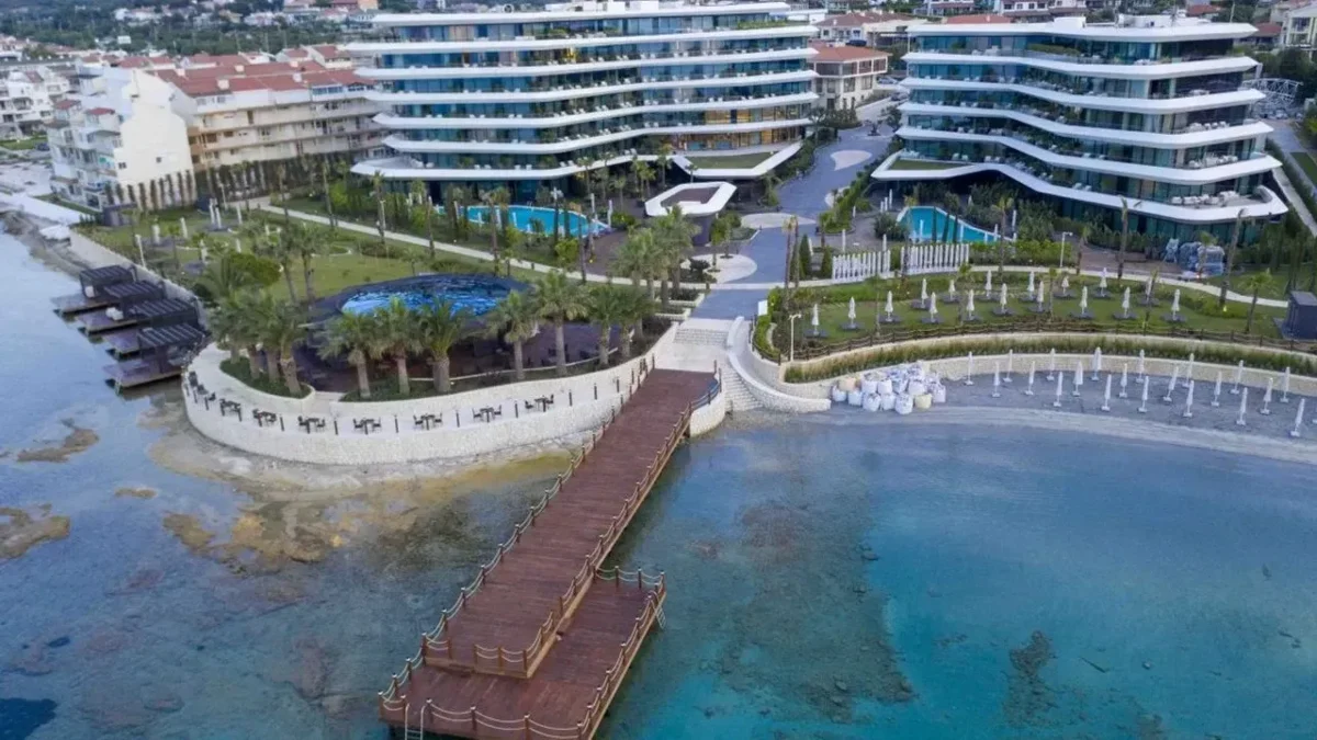 Çeşme’deki Azerilere kıyak askıda! Çeşme’deki Azerilere kıyak askıda!
