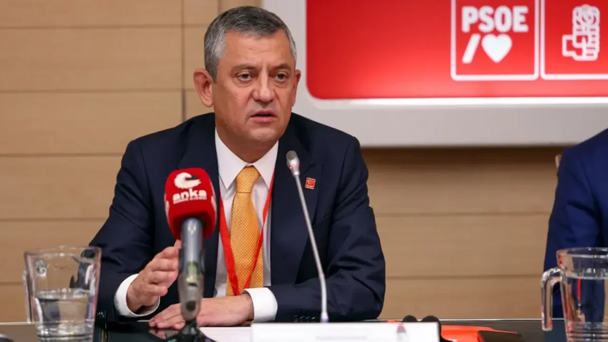 Özel: Dünyanın aksine Türkiye’de sosyal demokrasi yükselişte Özel: Dünyanın aksine Türkiye’de sosyal demokrasi yükselişte