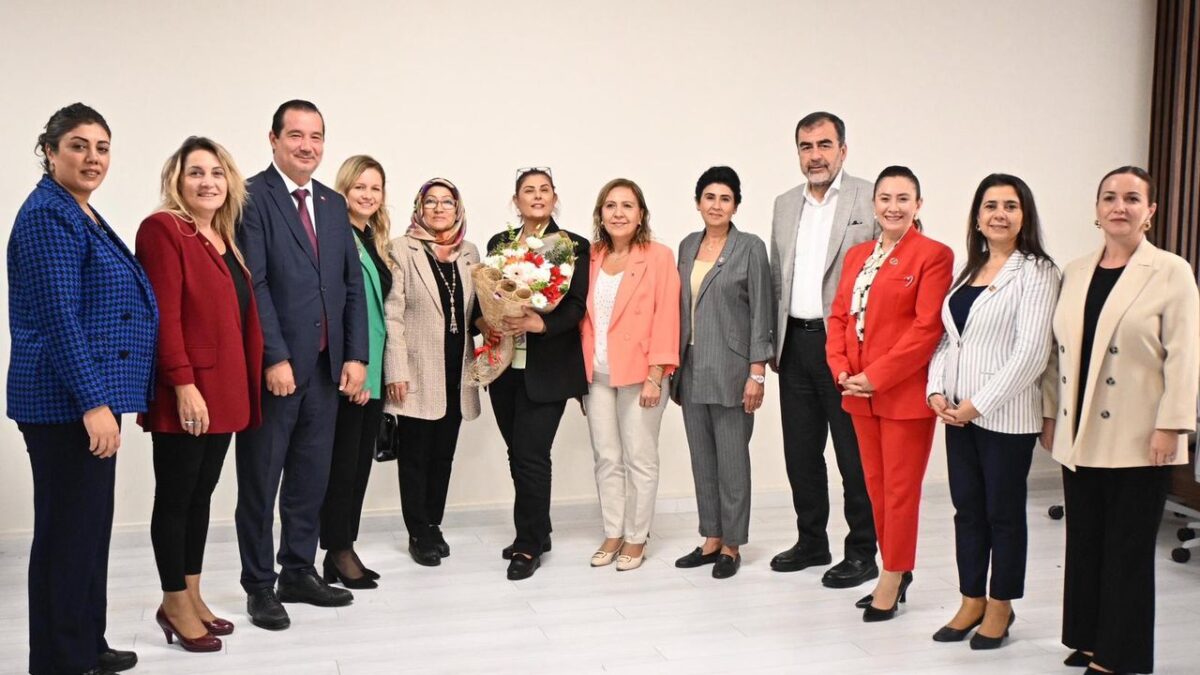 Başkan Çerçioğlu Efelerli muhtarlar ile bir araya geldi!