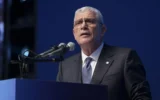 Dervişoğlu: Türk milletinin sessiz halinden korksunlar Dervişoğlu: Türk milletinin sessiz halinden korksunlar
