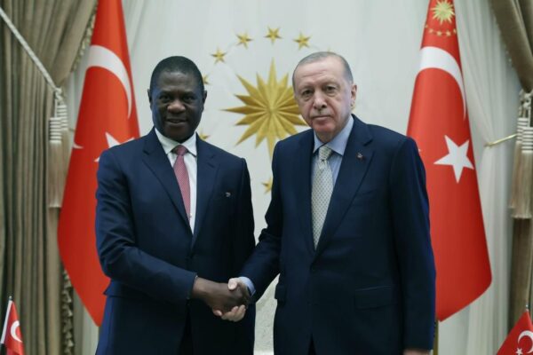 Cumhurbaşkanı Erdoğan, Paul Mashatile’yi kab... Cumhurbaşkanı Erdoğan, Paul Mashatile’yi kab...