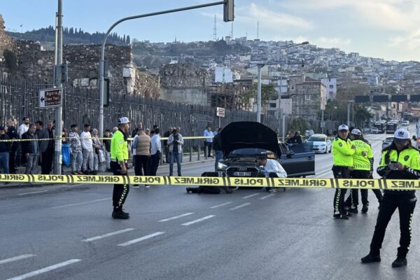 İzmir’in kalbinde moto-pusu… 3 şüpheli...
