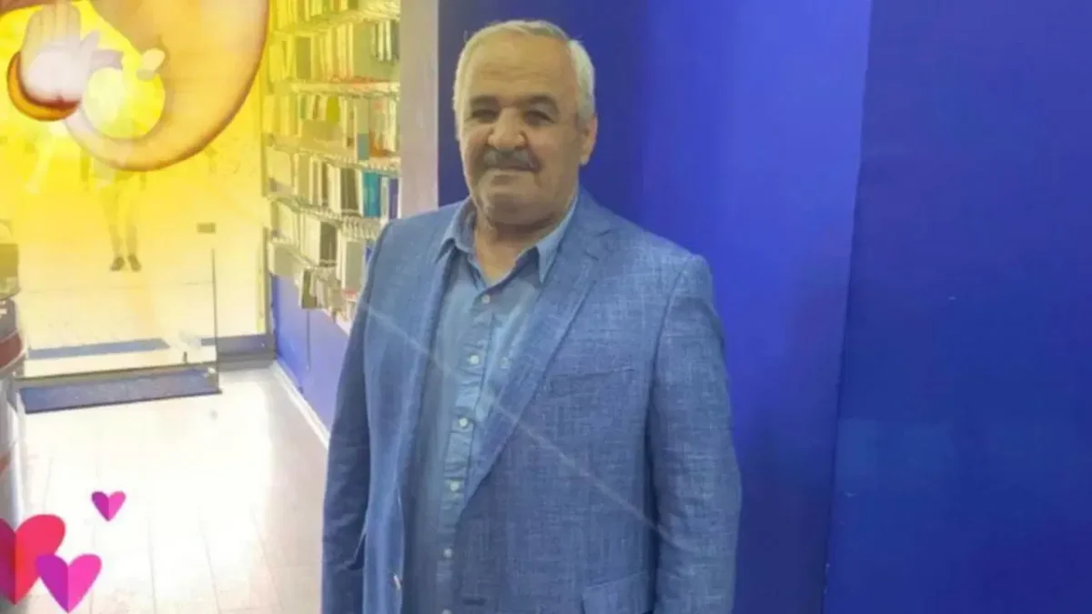Oğlu kanlar içinde buldu, vücudunda bıçak kesileri var!