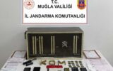 Tefeci operasyonunda baba ve 2 oğlu tutuklandı Tefeci operasyonunda baba ve 2 oğlu tutuklandı