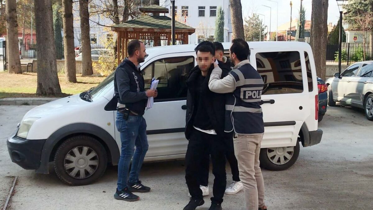 ‘Eşinin adı soruşturmada geçiyor’ dedi: 2 milyon dolandırdı!