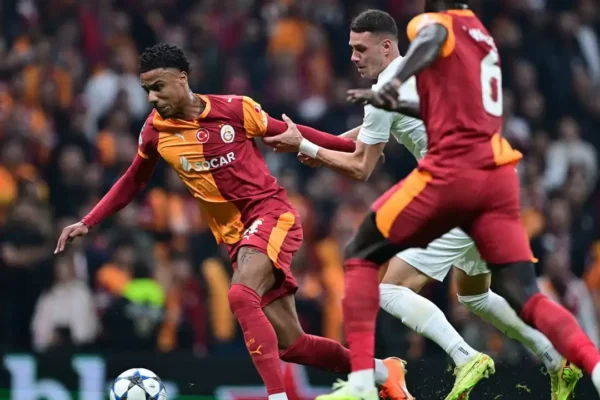 Ismail Jakobs’tan Galatasaray’a kötü h...