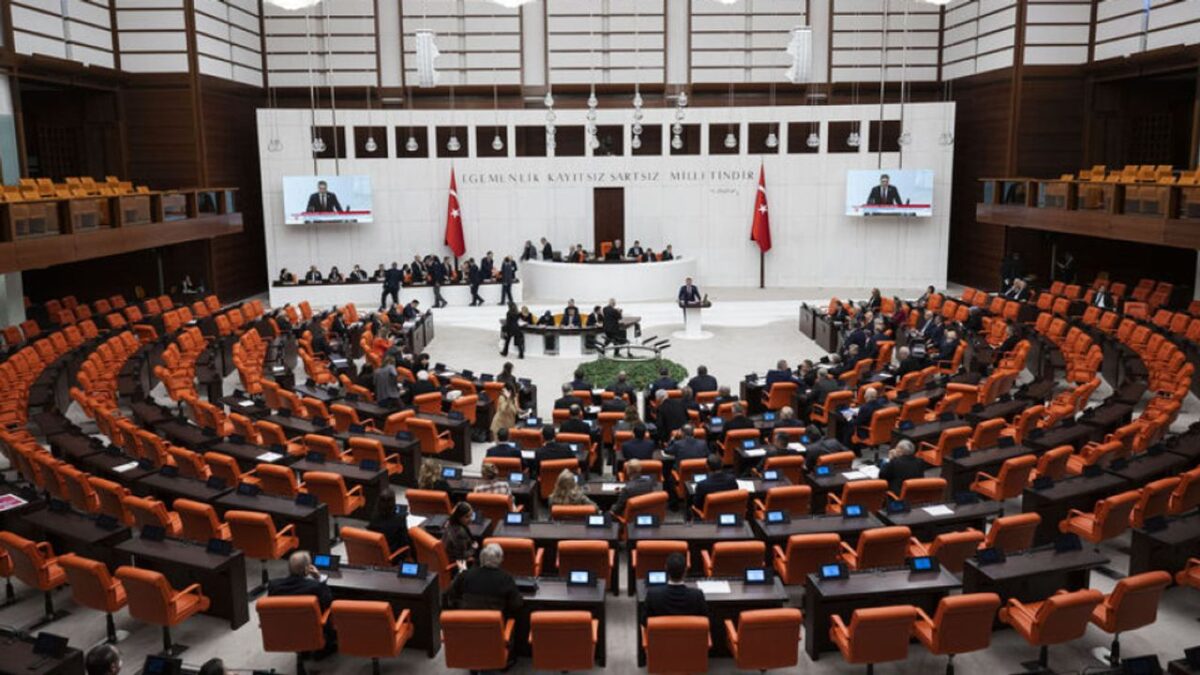 Yeni yasa kapıda: Belediyelerin yetkileri daraltılıyor
