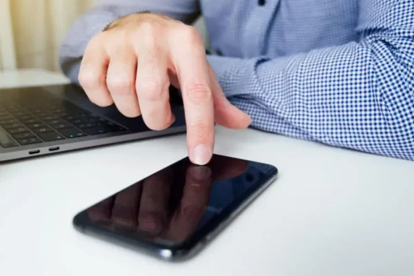 Telefon hatlarında yeni dönem: Kimlik doğrulamayan... Telefon hatlarında yeni dönem: Kimlik doğrulamayan...