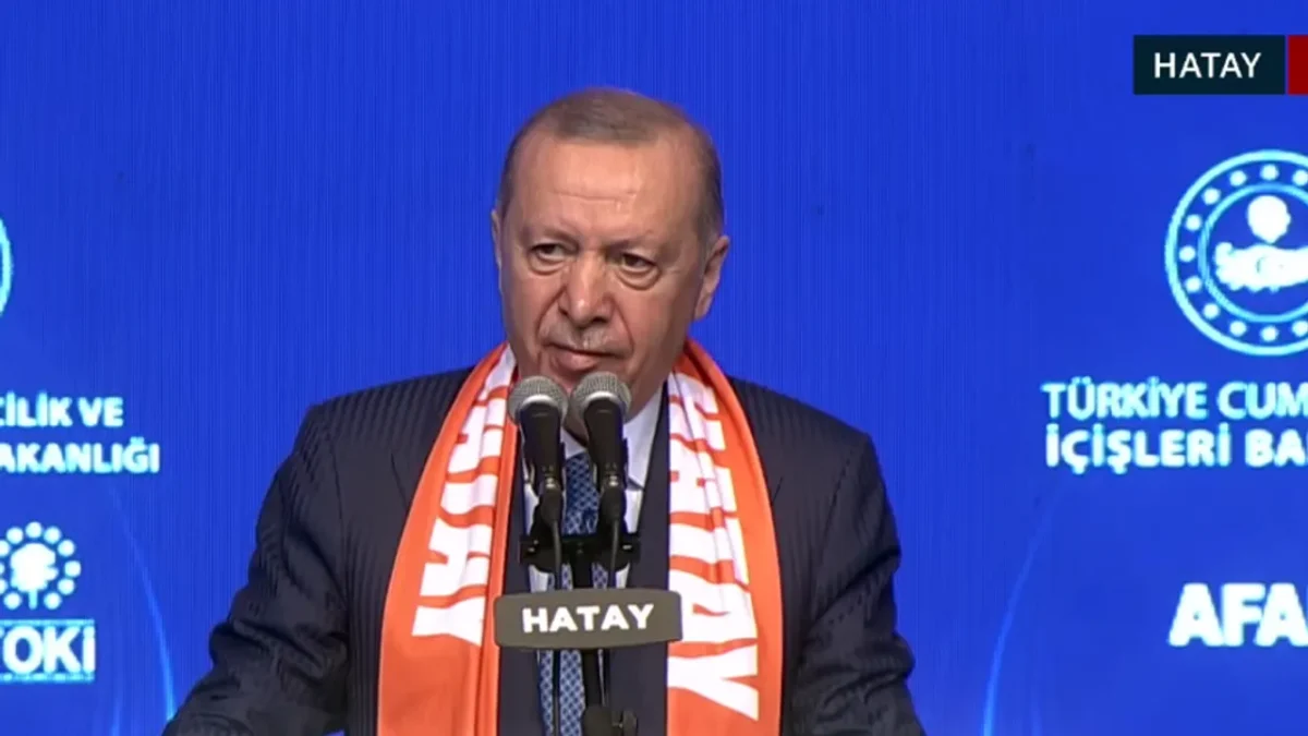 Erdoğan’dan depremzedelere: Sizi asla yalnız bırakmayacağız Erdoğan’dan depremzedelere: Sizi asla yalnız bırakmayacağız