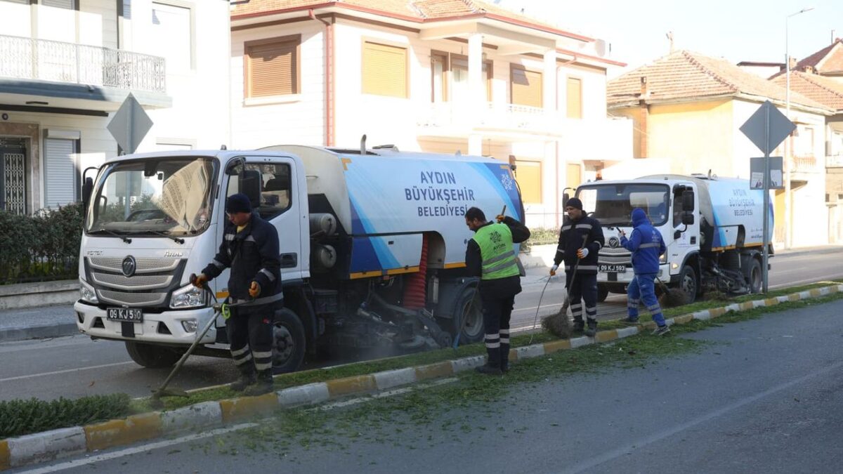 Aydın Büyükşehir’den Koçarlı ve Germencik’te hummalı çalışma Aydın Büyükşehir’den Koçarlı ve Germencik’te hummalı çalışma