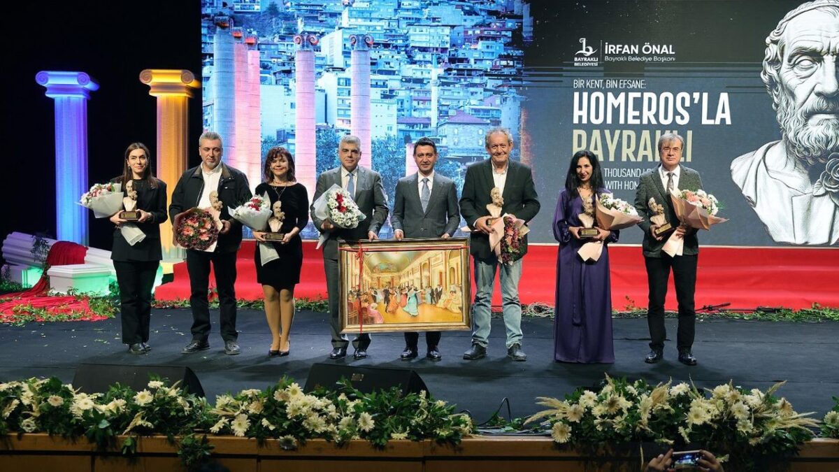 4. Bayraklı Uluslararası Homeros Edebiyat ve Sanat Festivali tamamlandı 4. Bayraklı Uluslararası Homeros Edebiyat ve Sanat Festivali tamamlandı