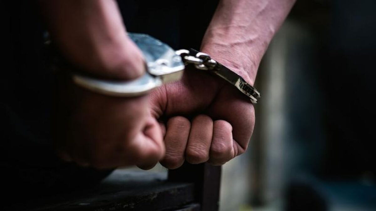 Polisin ‘dur’ ihtarına uymayan sürücü tutuklandı