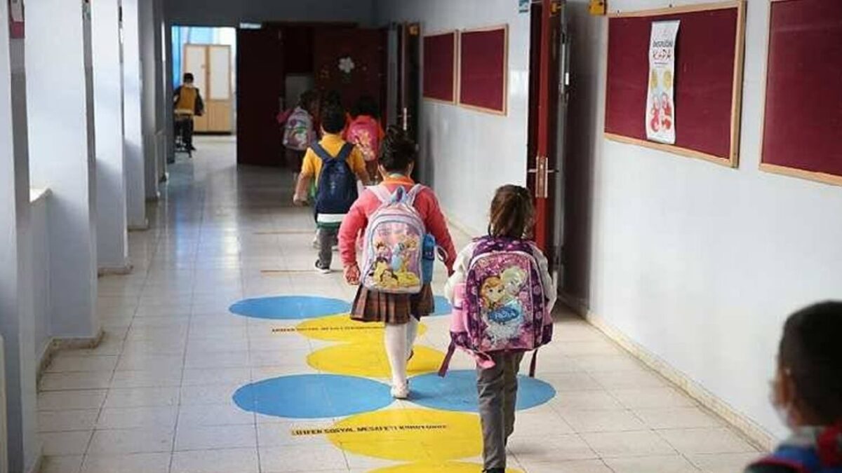 MEB’den “akran zorbalığı” önlemi: Okula başlama yaşı değişebilir