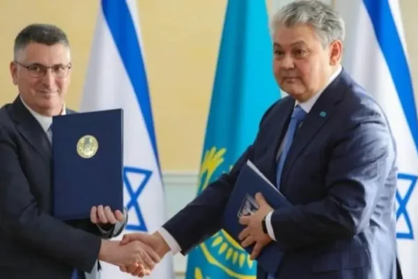 Kazakistan ve İsrail, vizesiz seyahat için ilk adı... Kazakistan ve İsrail, vizesiz seyahat için ilk adı...