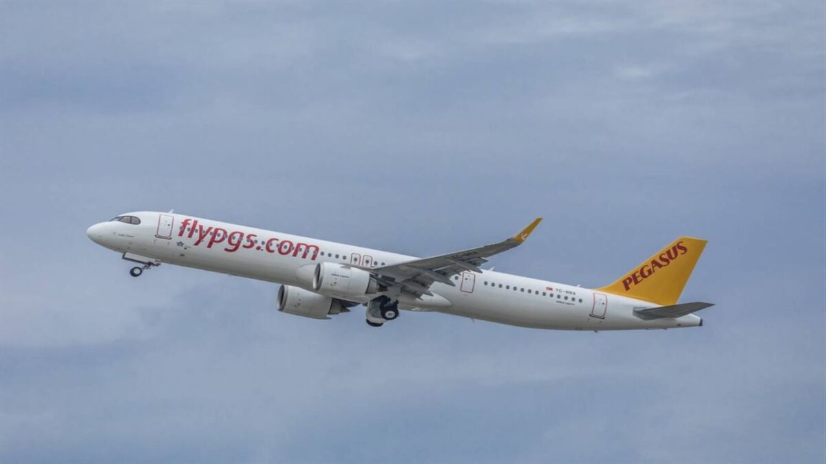 Pegasus, İran uçuşlarını iptal etti