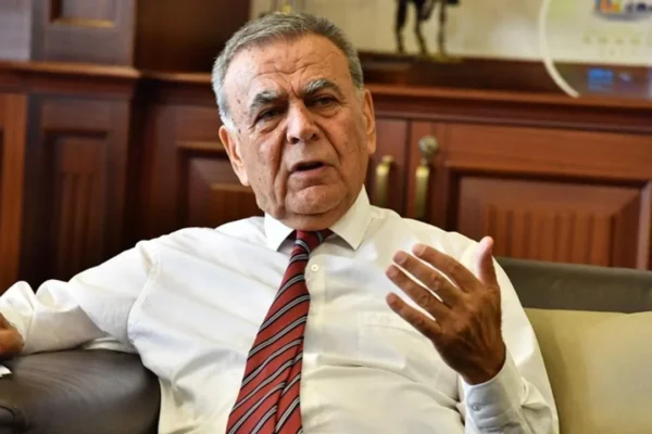 Kocaoğlu’ndan Yıldır’a ve Tugay’a Basmane Çukuru y... Kocaoğlu’ndan Yıldır’a ve Tugay’a Basmane Çukuru y...