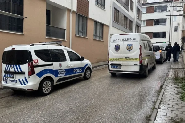 27 yaşındaki genç evinde ölü bulundu 27 yaşındaki genç evinde ölü bulundu