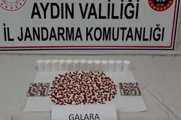 Aydın’da zehir baskını: 17 yaşındaki şüpheli... Aydın’da zehir baskını: 17 yaşındaki şüpheli...
