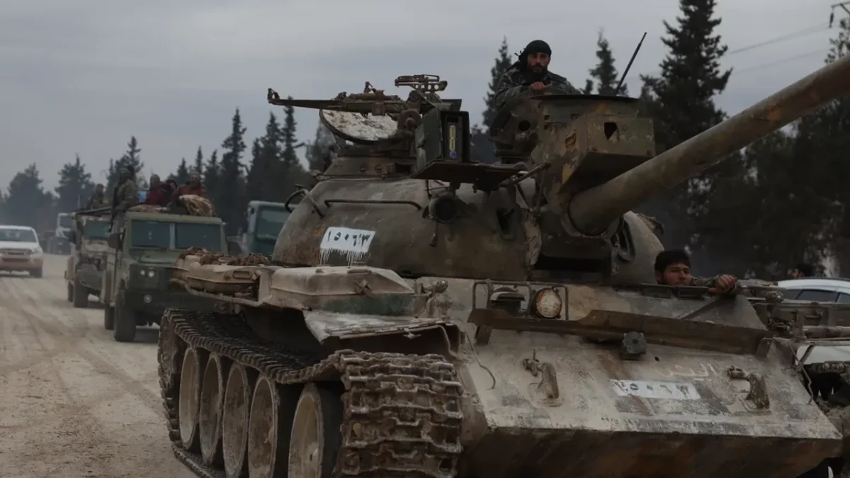 Suriye ordusu ilerliyor: Deyr Hafir’den sonra Rakka’ya girdi Suriye ordusu ilerliyor: Deyr Hafir’den sonra Rakka’ya girdi