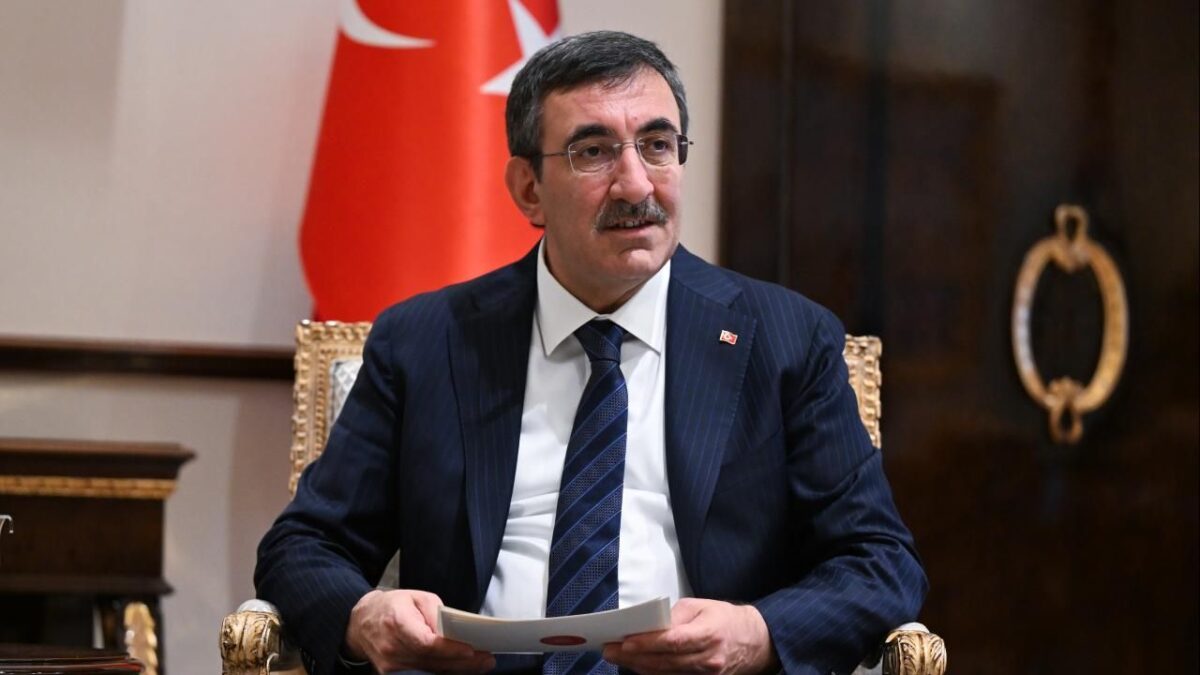 Yılmaz’dan açıklama: 20’nin altında enflasyon gerçekçi Yılmaz’dan açıklama: 20’nin altında enflasyon gerçekçi