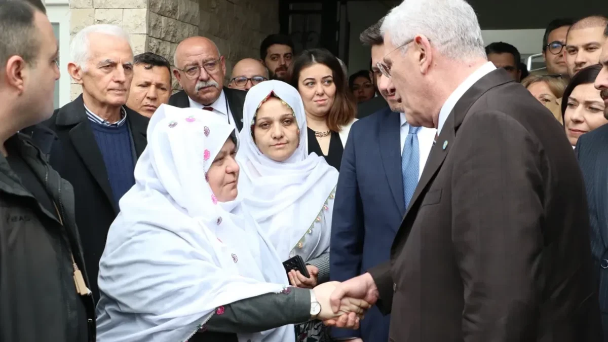Dervişoğlu’ndan, Mihalgazi Belediye Başkanı’na ziyaret Dervişoğlu’ndan, Mihalgazi Belediye Başkanı’na ziyaret