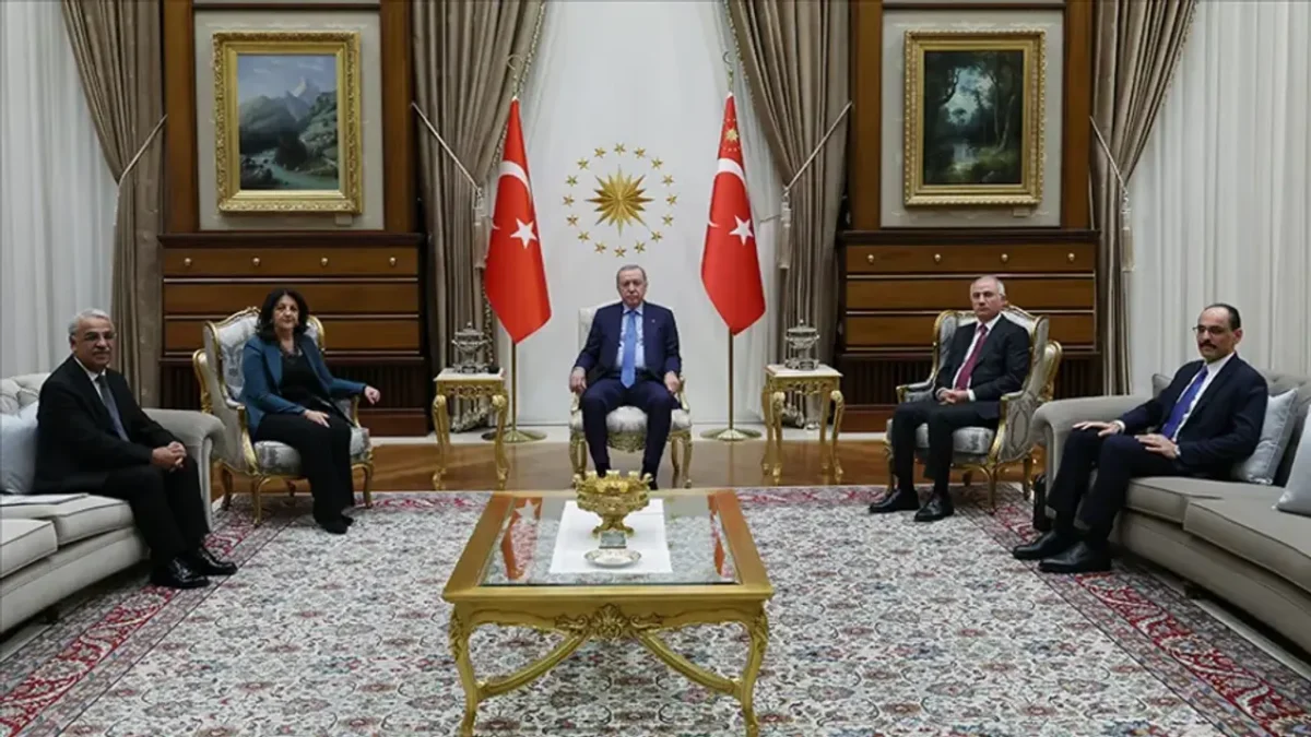 Cumhurbaşkanı Erdoğan DEM Parti heyeti ile görüştü
