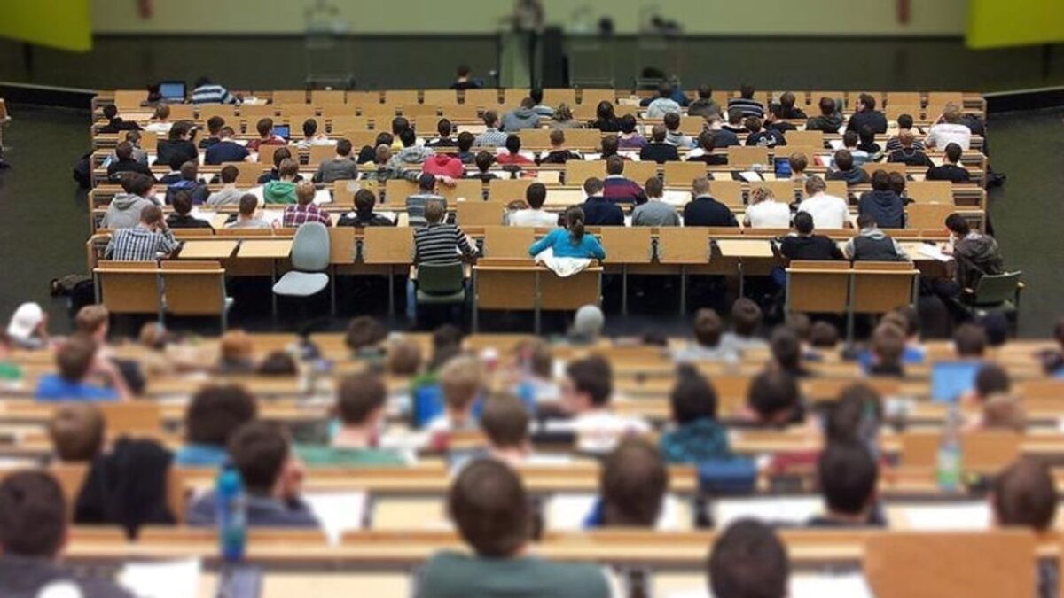 YÖK’ten diploma kararı: Binlerce öğrenciyi ilgilendiriyor