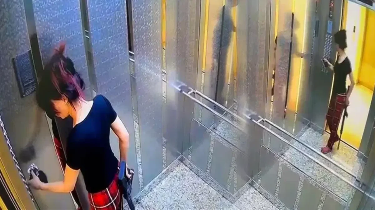 Yer: İstanbul… Eski sevgilisinin evine tüfekle saldırdı! Yer: İstanbul… Eski sevgilisinin evine tüfekle saldırdı!