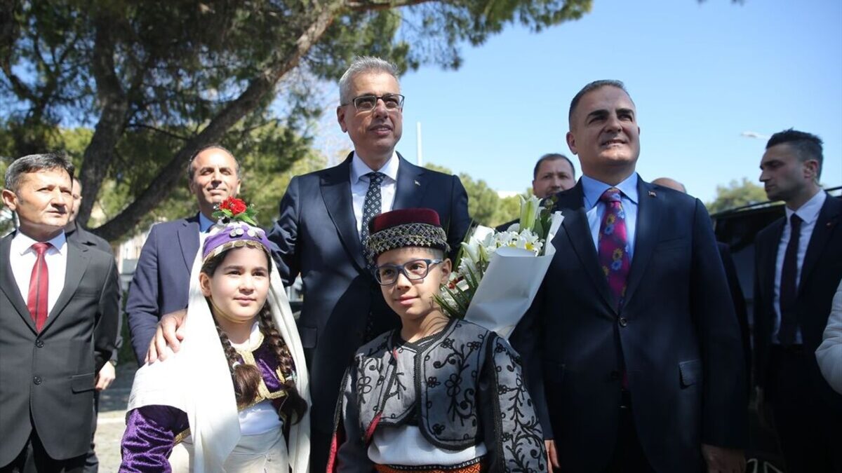 Bakan Memişoğlu’ndan sağlık turizmi vurgusu Bakan Memişoğlu’ndan sağlık turizmi vurgusu