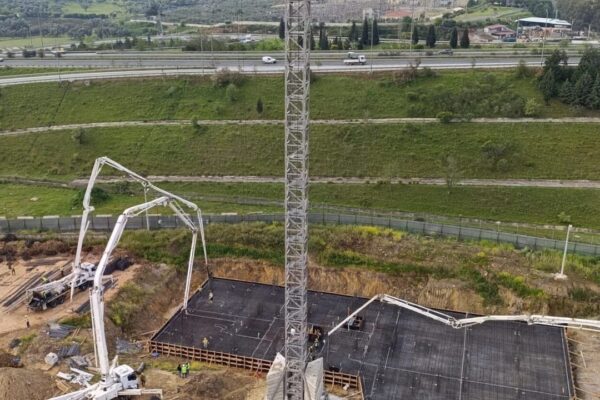 Büyükşehir Uzundere’de takvimi açıkladı: Hedef 202...