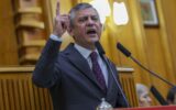 “Gerekirse boynumuzu vereceğiz ama boyun eğmeyeceğiz” “Gerekirse boynumuzu vereceğiz ama boyun eğmeyeceğiz”