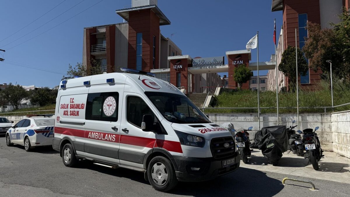Genç teğmen evinde ölü bulundu! Genç teğmen evinde ölü bulundu!