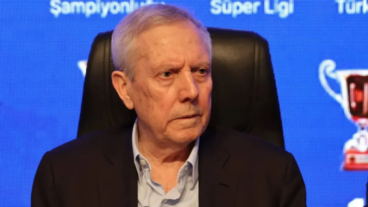 Aziz Yıldırım’dan UEFA, transfer, borç ve limit açıklaması!