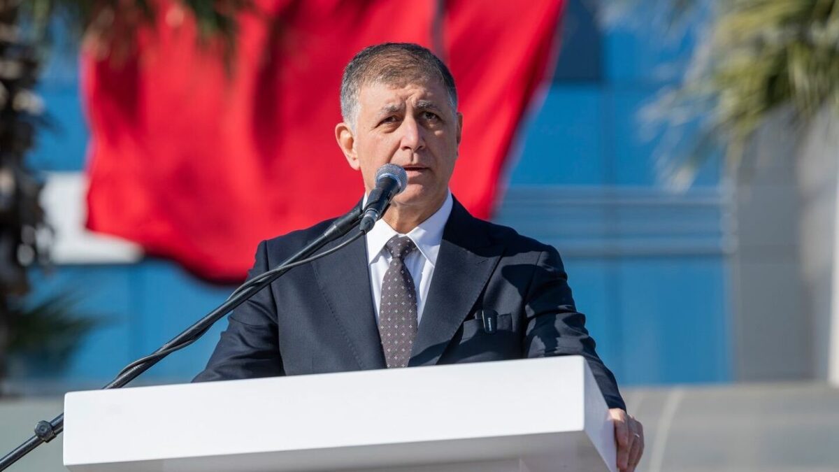 Başkan Tugay: Büyükşehir olarak her zaman ilçe belediyelerimizin yanındayız Başkan Tugay: Büyükşehir olarak her zaman ilçe belediyelerimizin yanındayız
