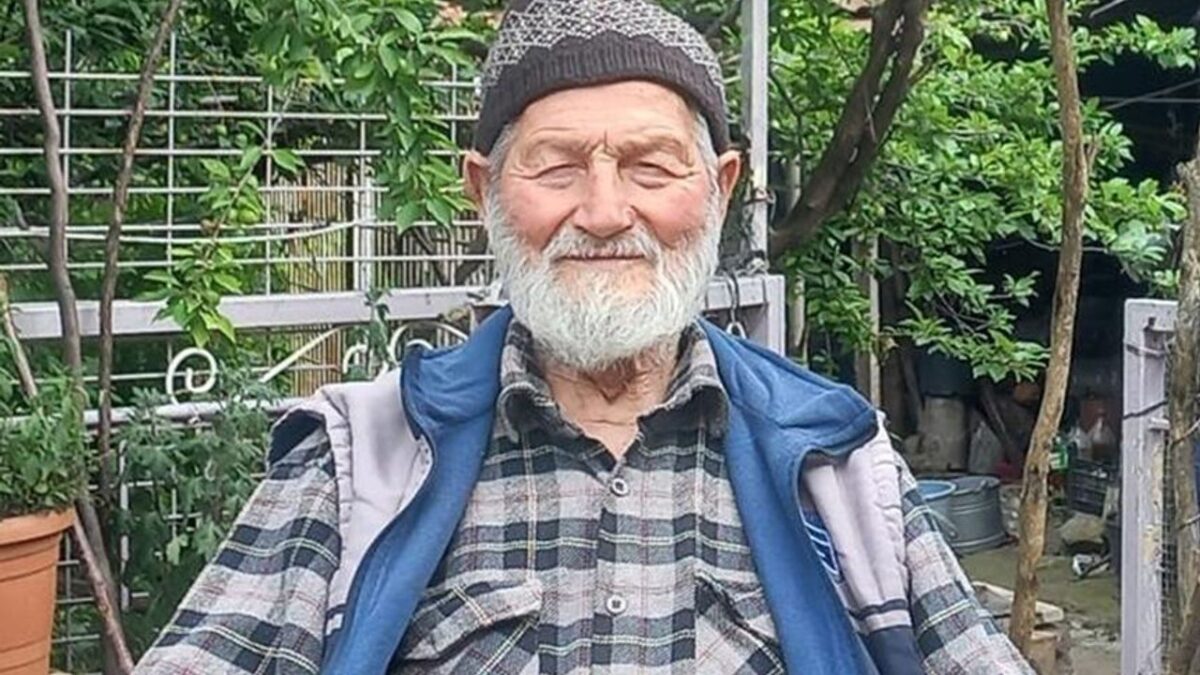Camiye giderken yolda can verdi… Yaşlı adamın acı sonu!