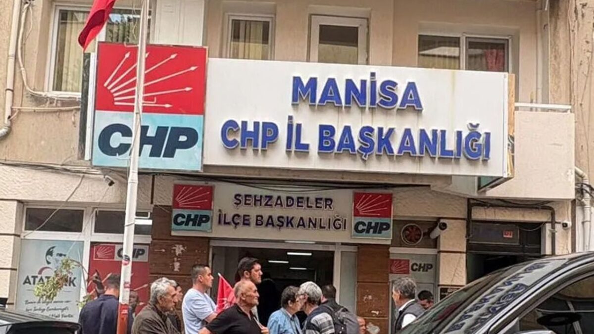 CHP Manisa’nın facebook hesabına el konuldu! CHP Manisa’nın facebook hesabına el konuldu!