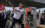 İzmir’deki özelleştirme iddiasına Özel’den çok sert tepki: Gişeleri balyozla kıracağım! İzmir’deki özelleştirme iddiasına Özel’den çok sert tepki: Gişeleri balyozla kıracağım!