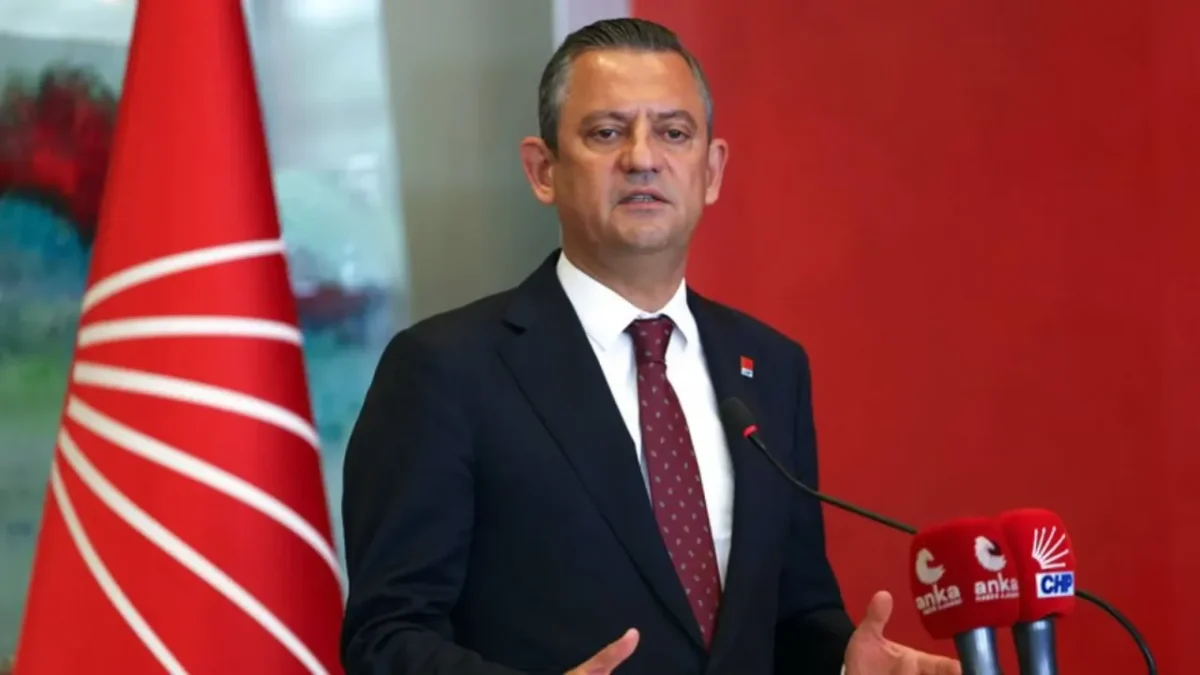 Özel’den yeni çağrı: Cemil Tugay partiye dönmeli!