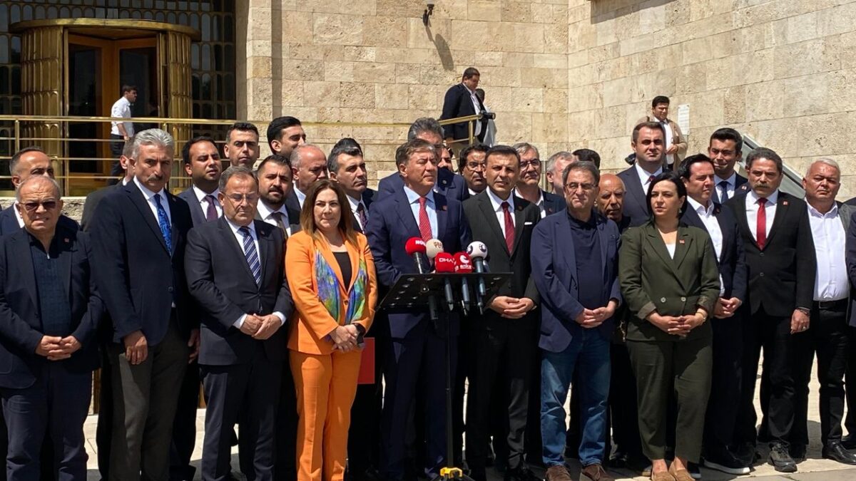 CHP’li 72 il başkanından ‘kurultay’ açıklaması CHP’li 72 il başkanından ‘kurultay’ açıklaması
