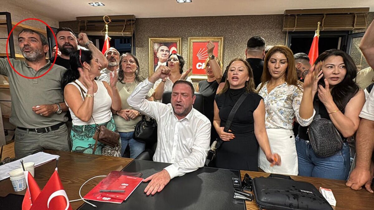 İzmir’deki dernek başkanı konuştu: Seyyar satıcının güvencesi Kılıçdaroğlu! İzmir’deki dernek başkanı konuştu: Seyyar satıcının güvencesi Kılıçdaroğlu!