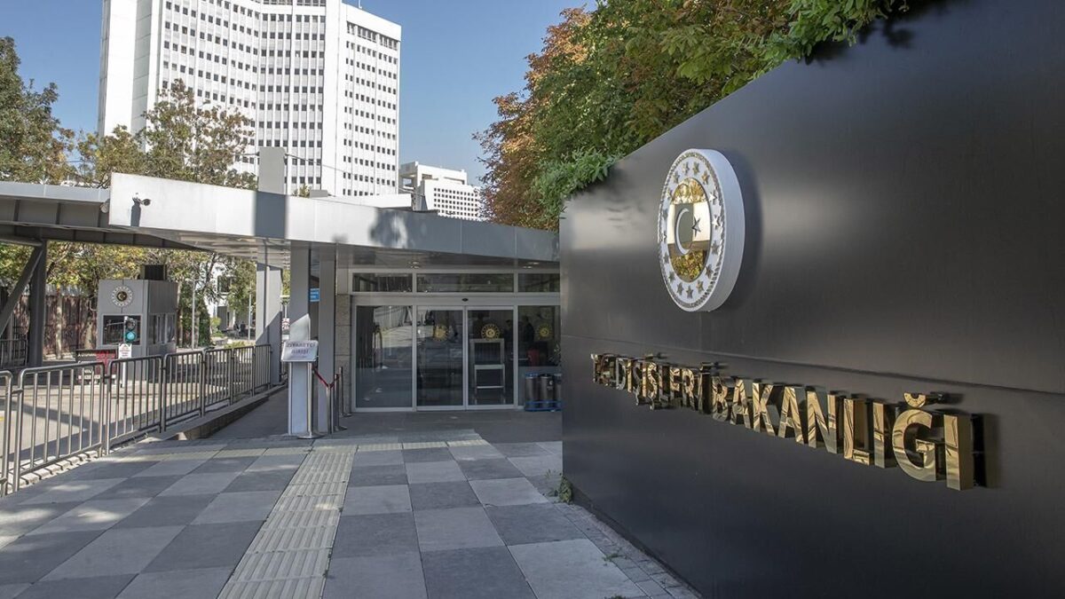 Türkiye’den Mescid-i Aksa’daki provokatif eylemlere sert tepki Türkiye’den Mescid-i Aksa’daki provokatif eylemlere sert tepki