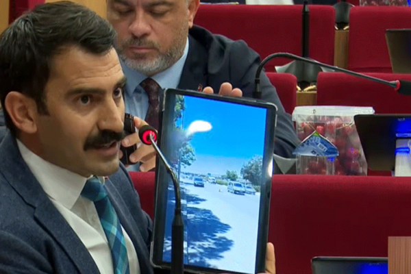 Mecliste “video” tartışması: Kişili’den R... Mecliste “video” tartışması: Kişili’den R...