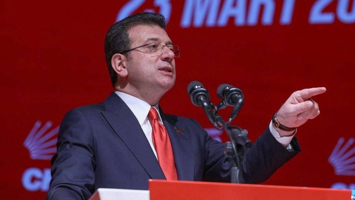 Ekrem İmamoğlu ‘yasakları’ sıraladı: ‘Benimle yarışmaktan korkuyor’ Ekrem İmamoğlu ‘yasakları’ sıraladı: ‘Benimle yarışmaktan korkuyor’