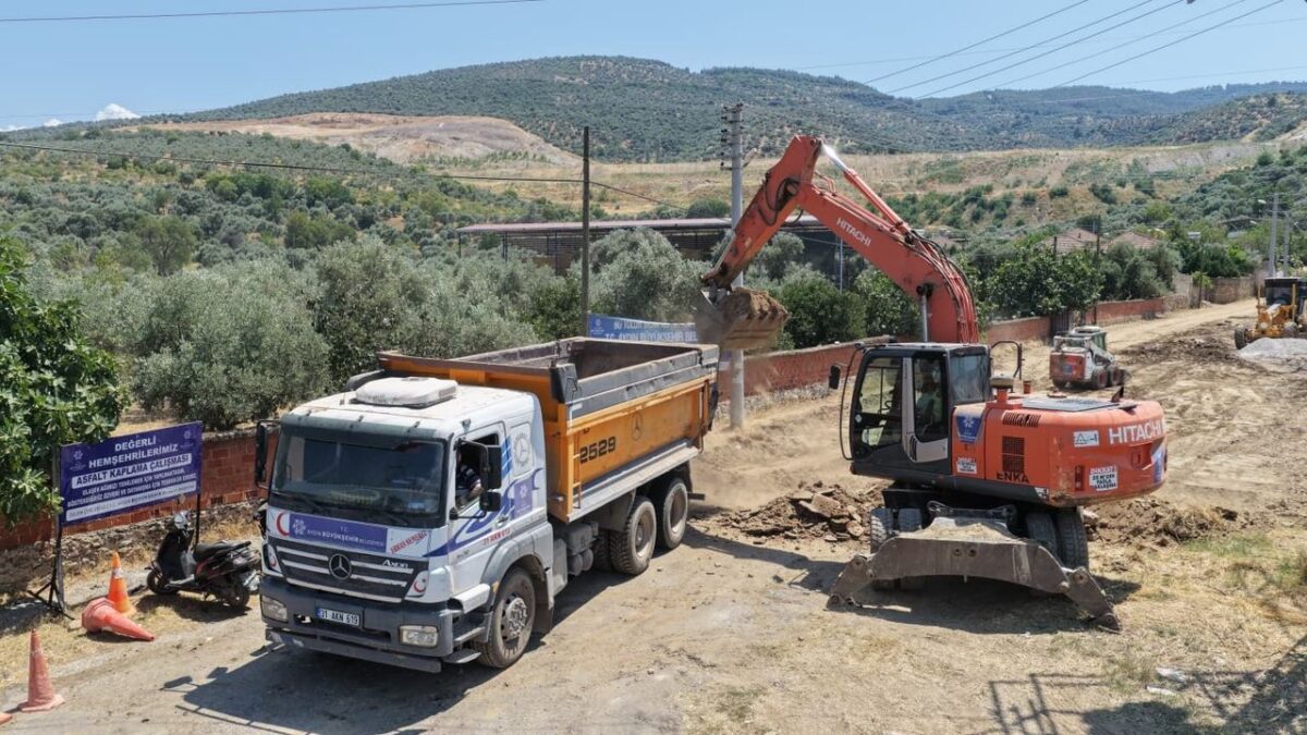 Aydın’ın dört bir yanında ulaşım yatırımları sürüyor