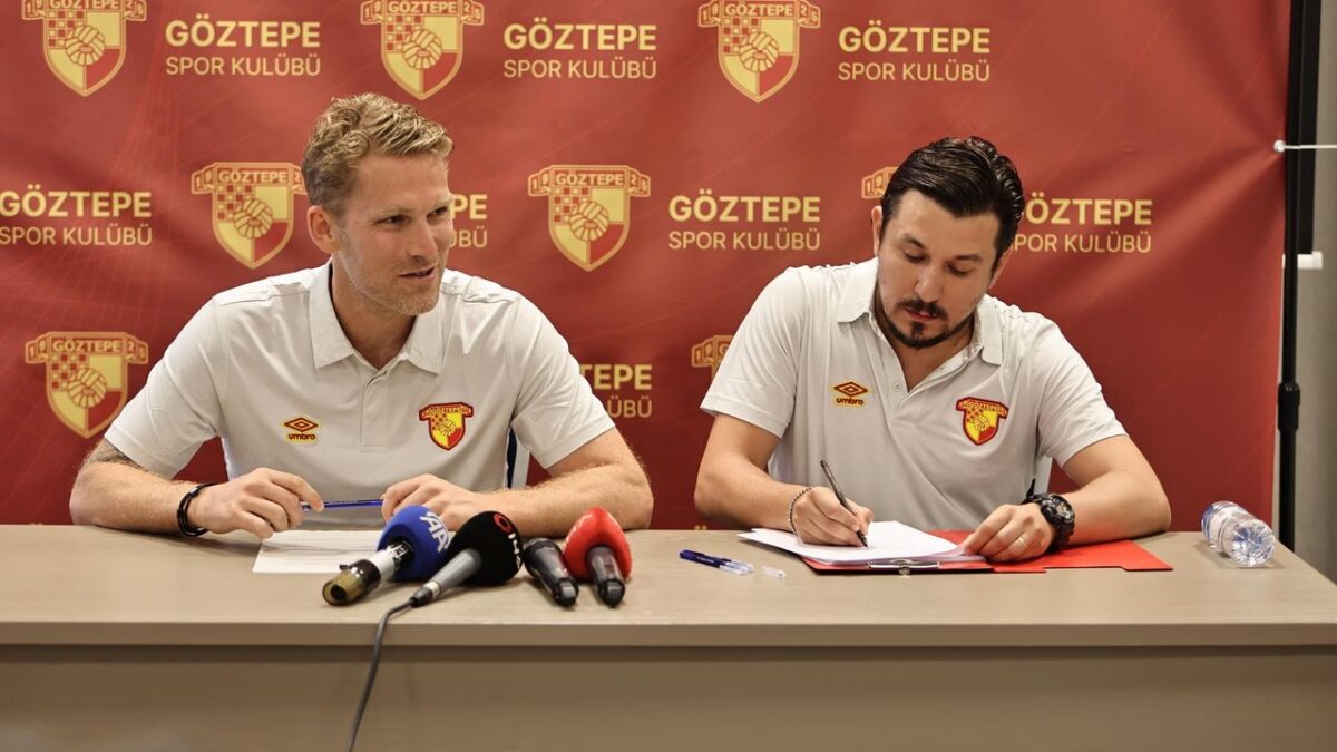Ankersen’den transfer ve hedef açıklaması: Yeni Romulo’yu arıyoruz Ankersen’den transfer ve hedef açıklaması: Yeni Romulo’yu arıyoruz