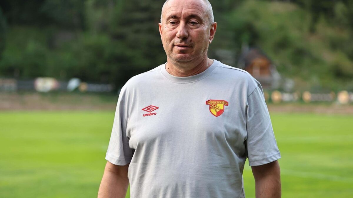 Stoilov’dan transfer müjdesi: 1 ya da 2 oyuncu kampa katılacak
