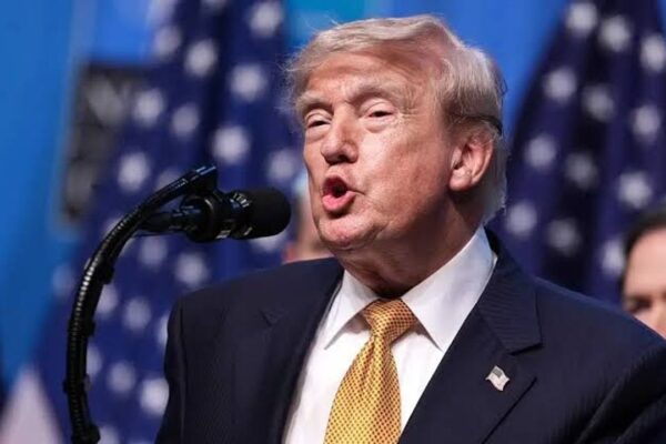 ABD Başkanı Trump: Hürmüz’ü ele geçiriyoruz
