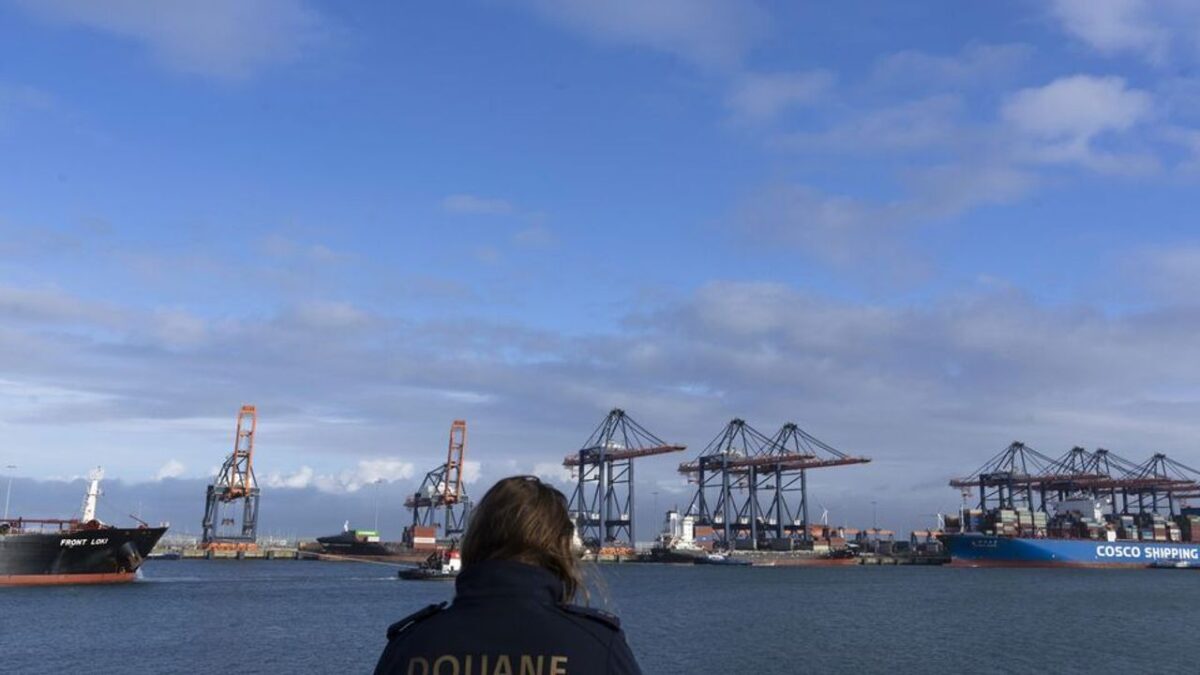 Rotterdam Limanı’nda patlama! Rotterdam Limanı’nda patlama!